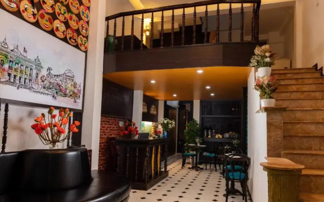 Hanoi Lullaby Hotel & Travel