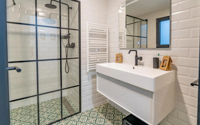 CAN MARTINEZ Calella Beach Boutique Apartment