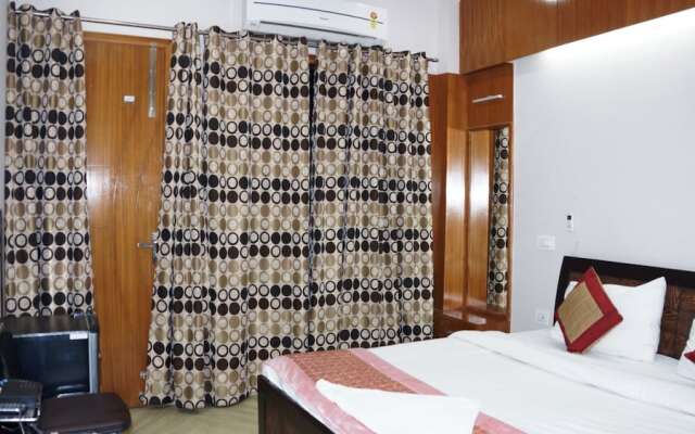 Maxfort Hospital Apartment