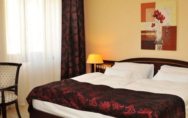 Grand Hotel Sole (ex. Hotel Golden Hoffer & Best Western Hotel Dituria)