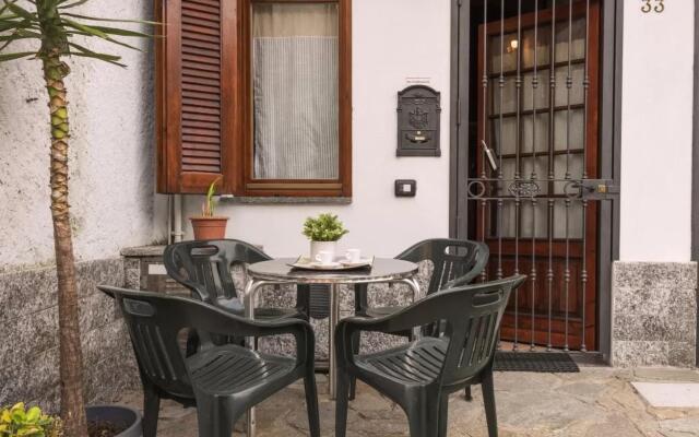 ALTIDO Flowery Nest: 1-BR Flat in Cernobbio