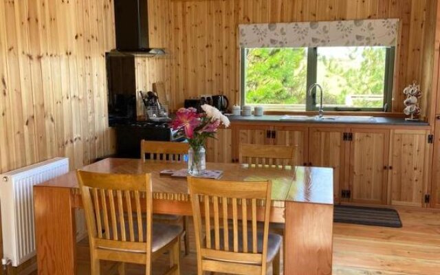 Rural Wood Cabin - less than 3 miles from St Ives