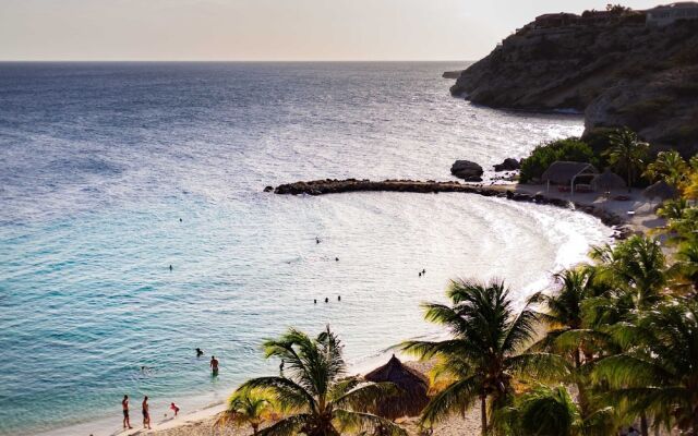 Blue Bay | The Reef
