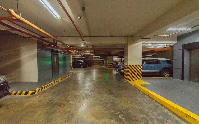 RedDoorz Premium @ West Avenue Quezon City