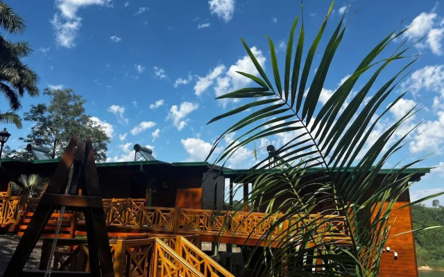 Costa del Sol Iguazú Suites for couples