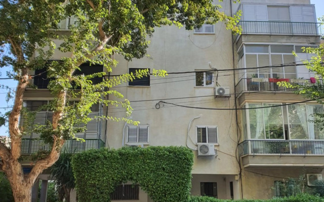 VELLER Yehoshua Ben Nun