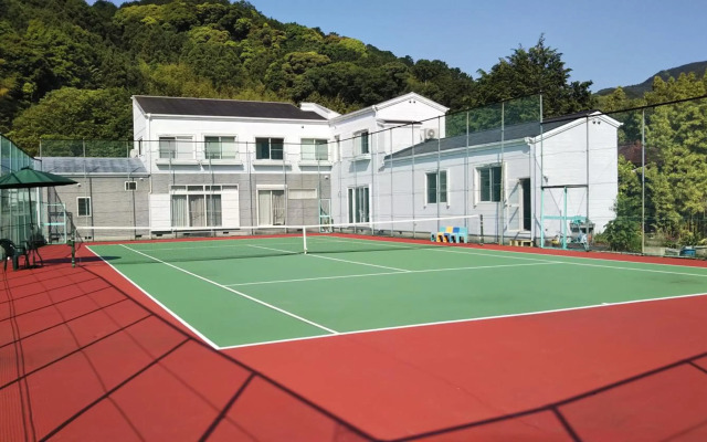 ペンション ラリー