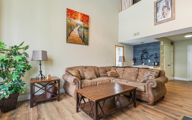 Blue Mountain, 2BR, Slopeside-Chateau Ridge