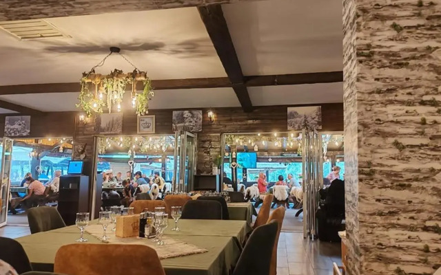 Hotel Popasul Regelui Transalpina