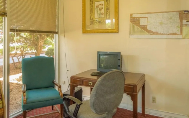 Executive Inn Hotel & Conference Centre