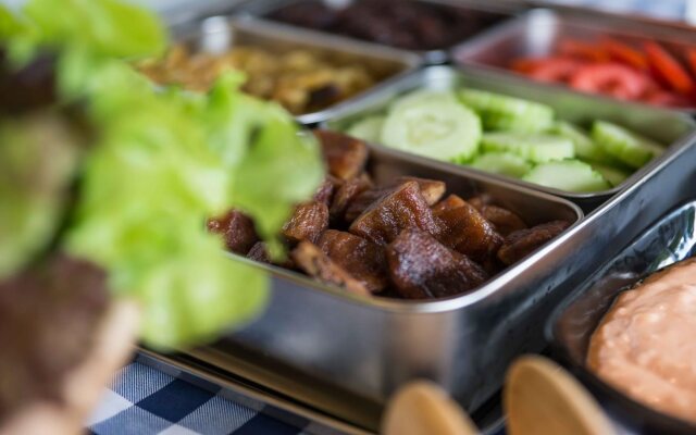 Phangan Akuna