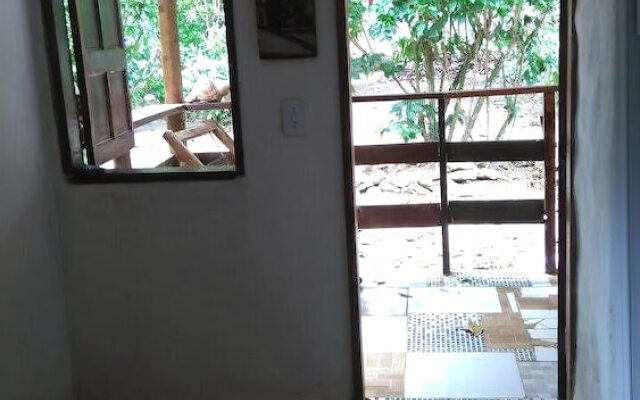 Pousada Navio Hostel e Camping Pop