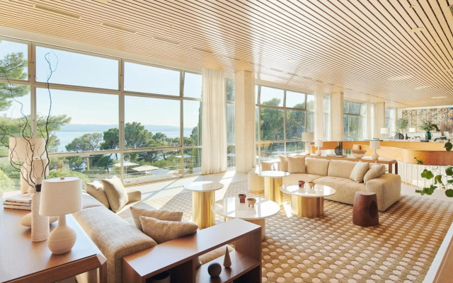 Bluesun Hotel Maestral