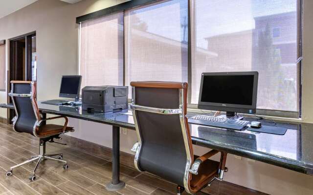 Comfort Suites Hobbs