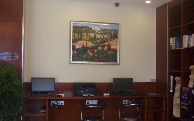 Hanting Hotel Huanghai Yi Road