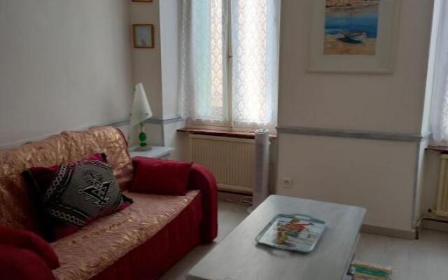 La Languedocienne appartement climatisé centre ville wifi inclus