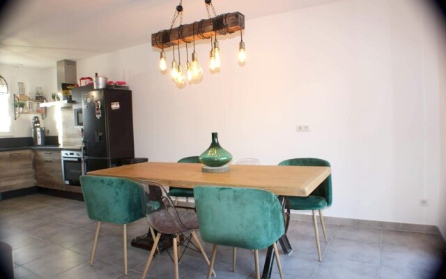House with 2 Bedrooms in Graveson, with Enclosed Garden And Wifi