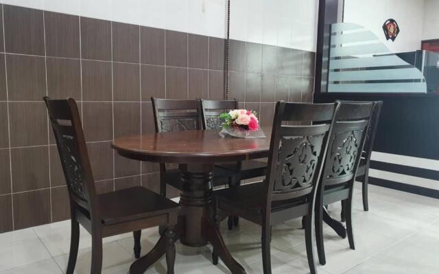 Suburban Vacation Home