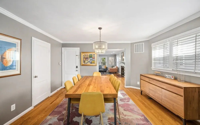Clarendon Prestige 5-br Luxury Homestay
