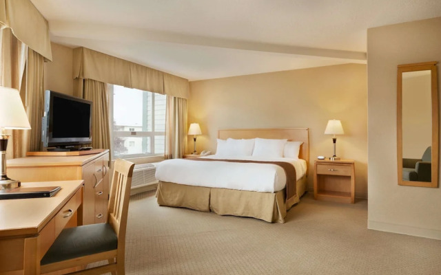 Ramada Nanaimo