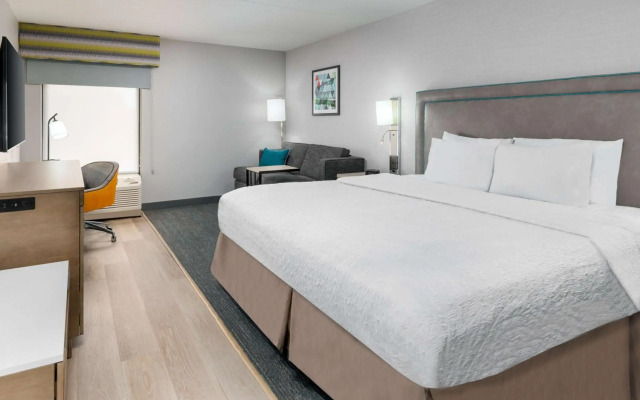 Hampton Inn Hartford/Airport