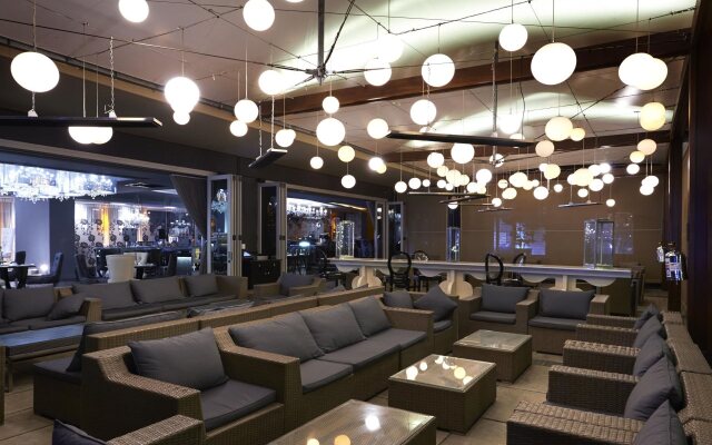 Protea Hotel Fire & Ice by Marriott JHB Melrose Arch