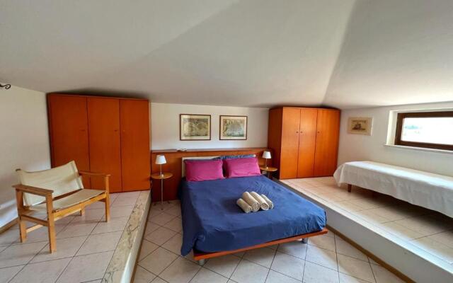 Bosa Apartments "Attic On The River"