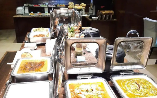 Four Points by Sheraton Vadodara