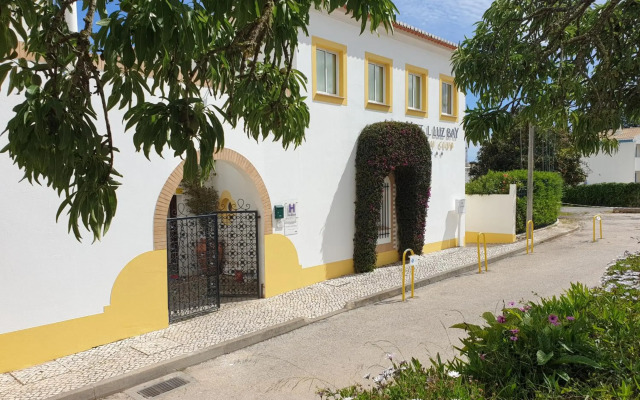 Luz Bay Hotel