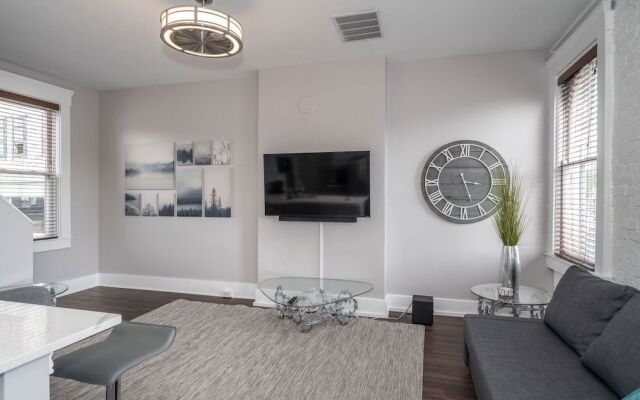 Heart of Mainstrasse Suites