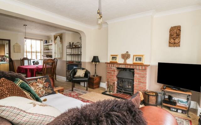 9 Oaklands Terrace