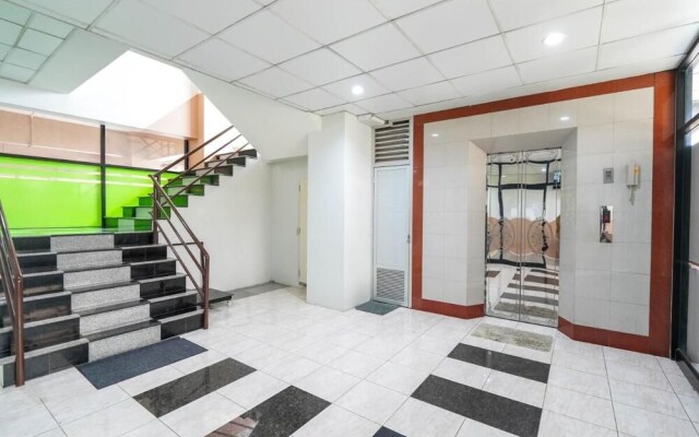 RoomQuest SPS Hotel and Residence