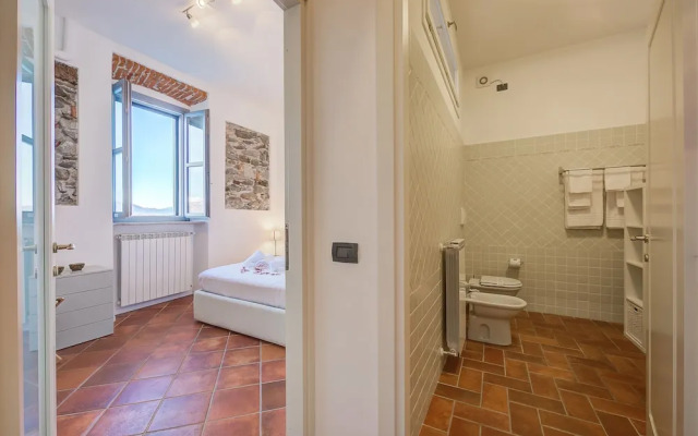 Incanto Sul Lago Pied Dans L' Eau