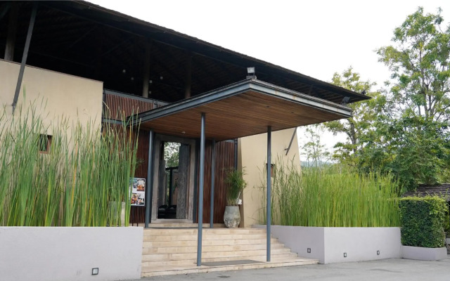 Muthi Maya Forest Pool Villa Resort