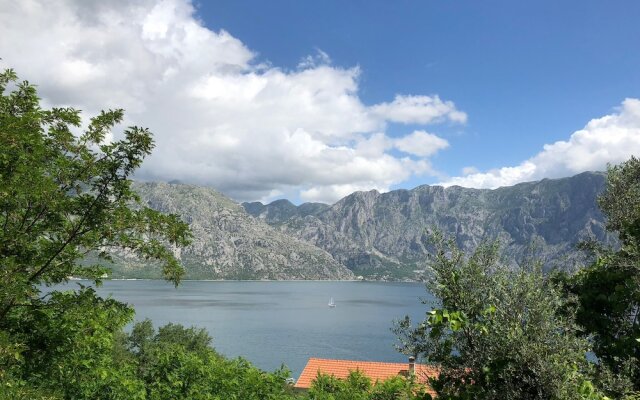 1 Bedroom Apartment With Stunning Views