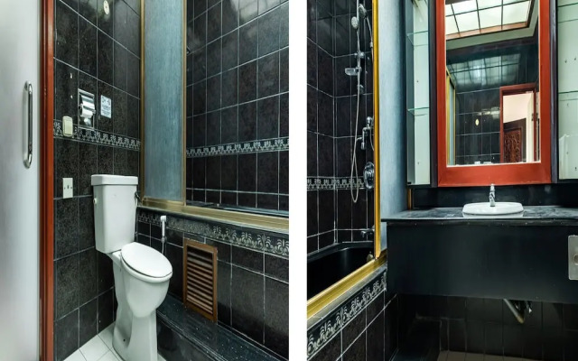 OYO 89735 The Dream Hotel