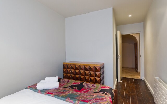 The Oscar Wilde Suite by 5STARSTAY