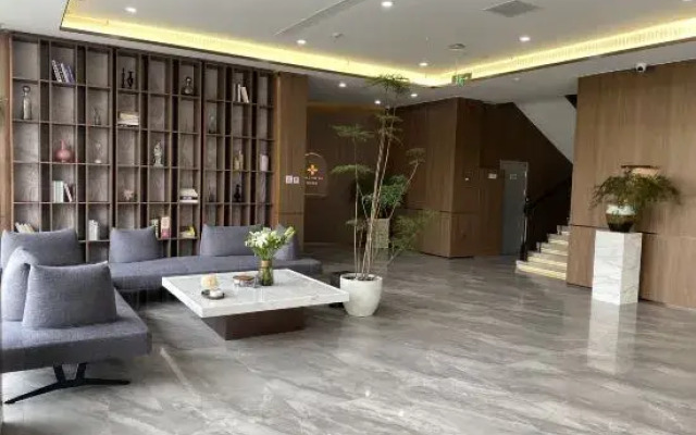 COMFORT  FREE  Hotel (Linyi Qiyang International Airport Branch)