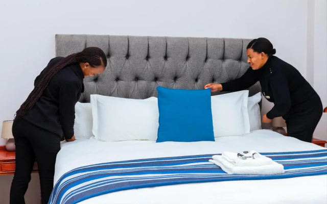 Ngwenya City Hotel
