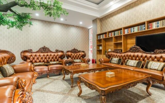 Huanren Qingfeng Hotel