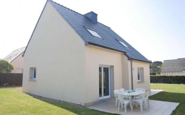 MAISON ERDEVEN, 5 PIèCES, 8 PERSONNES - FR-1-479-14