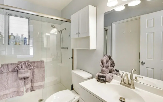 Poway Retreat w/ Stunning Sunset & Mountain Views!