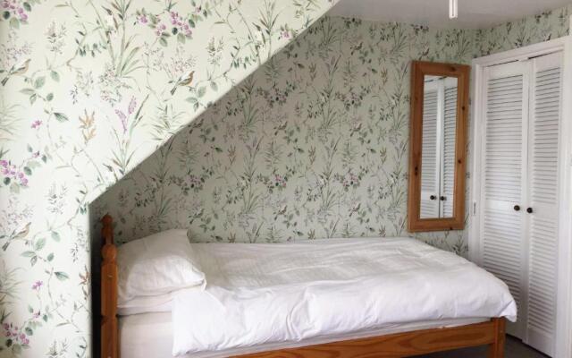 Whitecliff Guesthouse