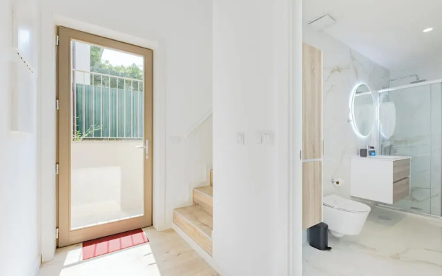 The Sunny Duplex at BoaVista Flats