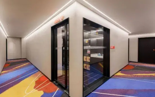 Ibis Hotel
