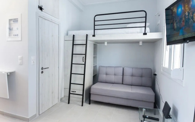 Modern Equipped Studio w View in Kipseli