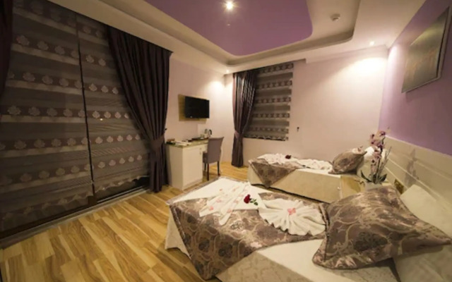 Kayi Hotel