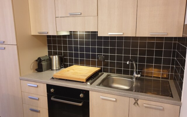 Captivating 2 Bedroom Apartment in Acquaseria