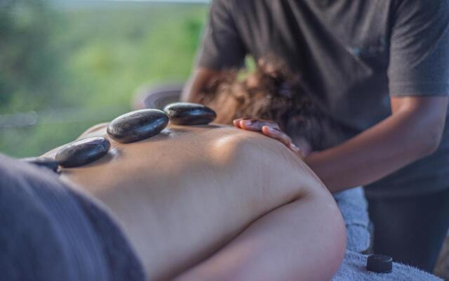 The Wild Blue Lodge SAFARI & SPA