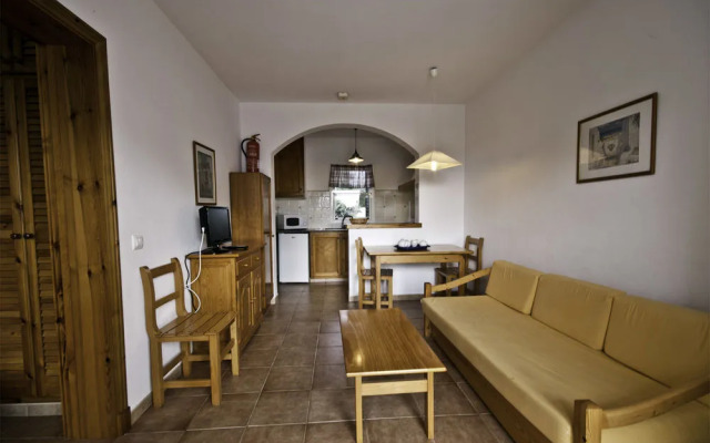 Annabel's Apartments II